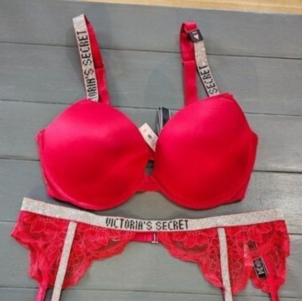Victoria's Secret Lipstick Red Rhinestone Bra And Matching Garter Belt 2 Piece